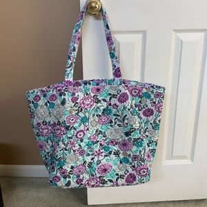 Vera Bradley tote